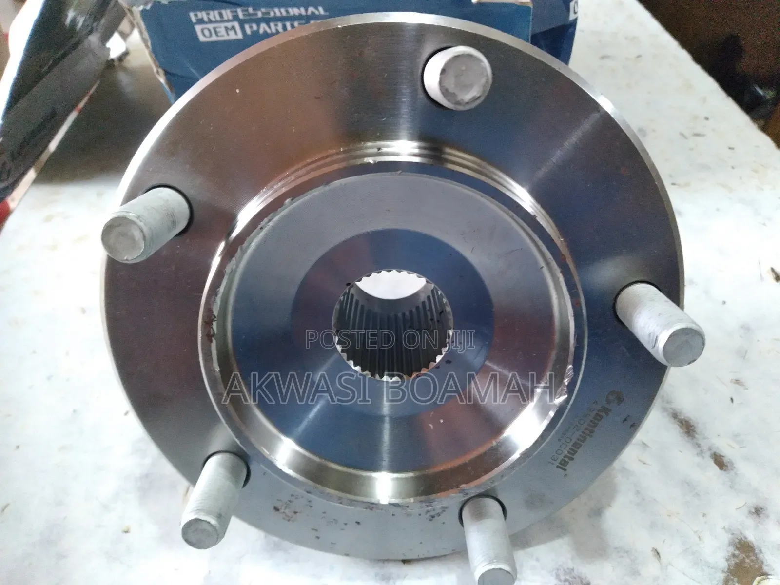 Toyota Tundra 08/ 2021 Front Wheel Hub 1 Pc