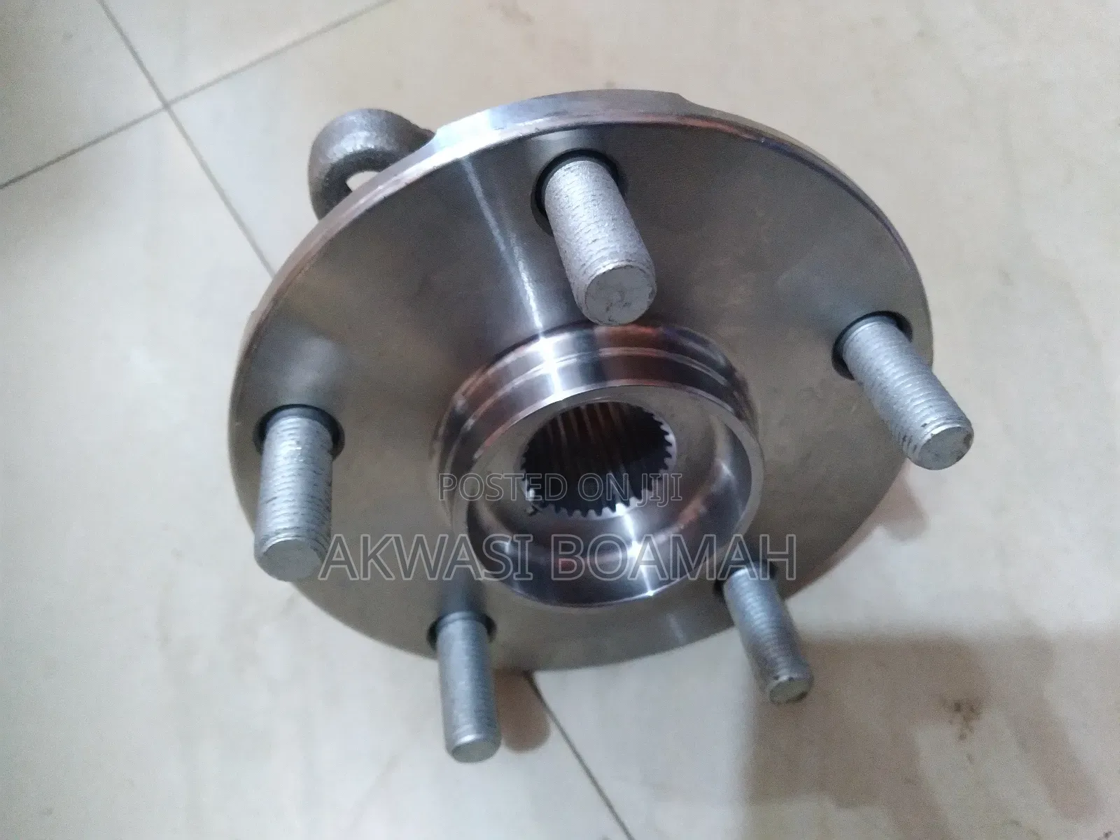 Toyota RAV4 2010/014 Front Hub 1pc