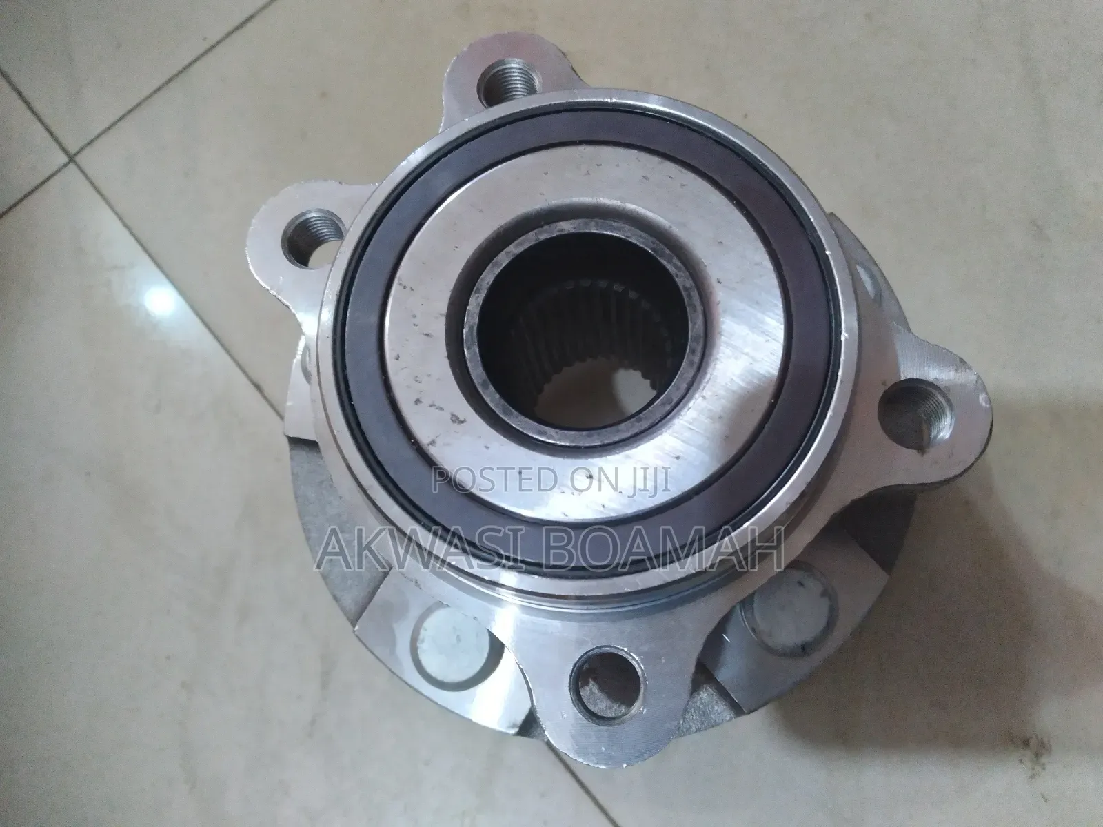 Toyota RAV4 2010/014 Front Hub 1pc