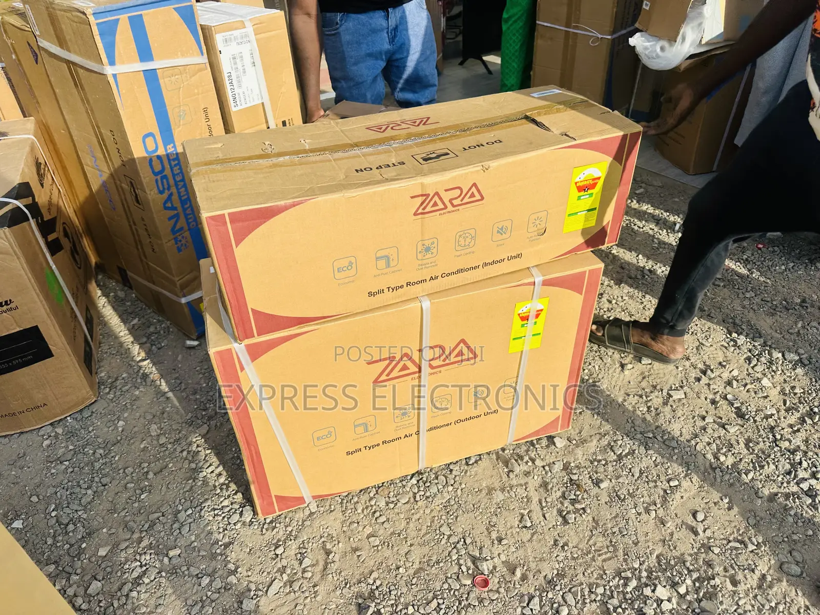 Auto Swigs Black Mirror Split R410 Gas Zara 1.5hp