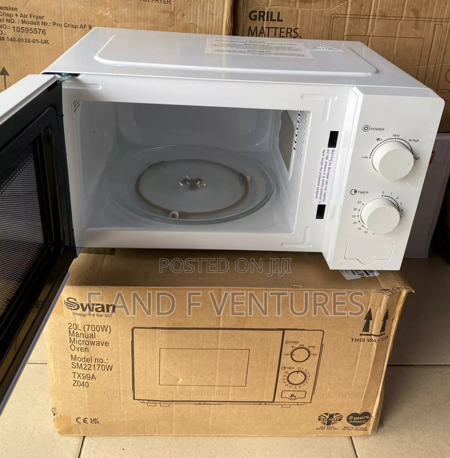 Swan Manual Microwave 20l - Uk