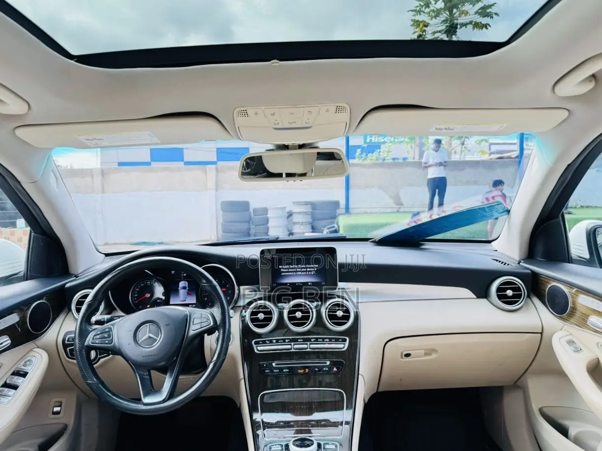 Mercedes-Benz GLC-Class 2019 White