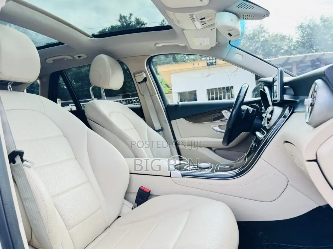 Mercedes-Benz GLC-Class 2019 White