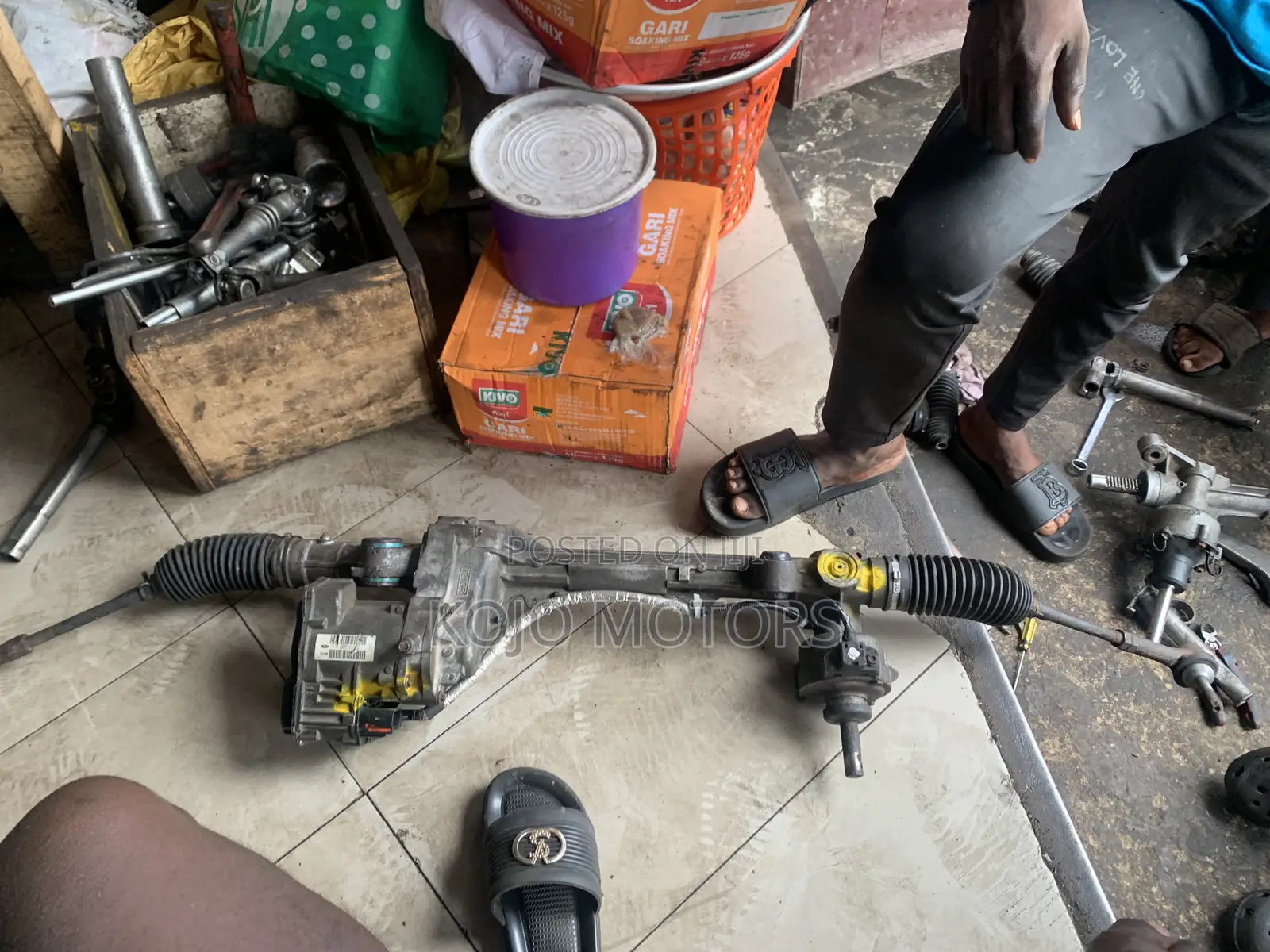 All Kinds of Ford Steering Racks Available