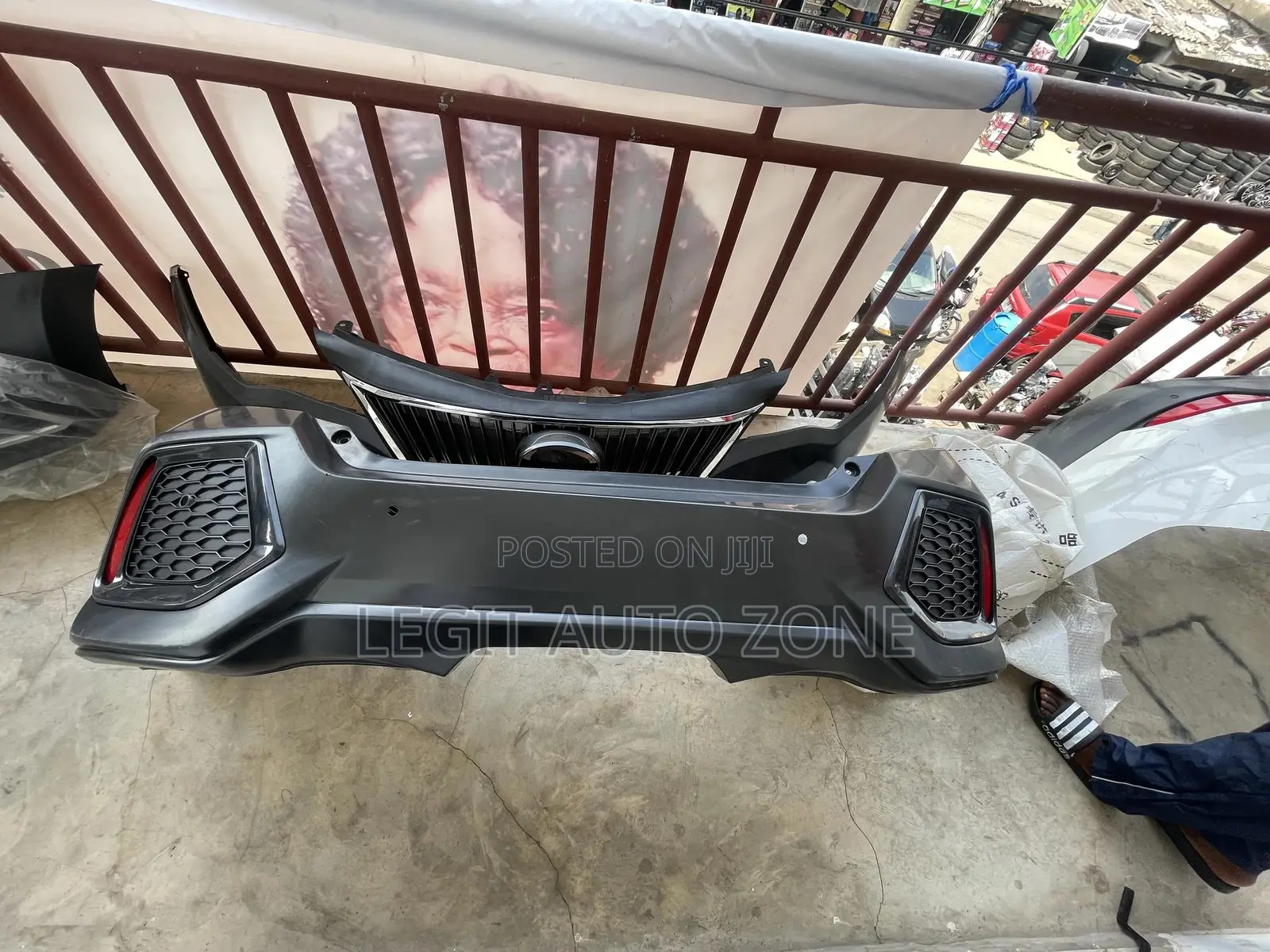 Honda Civic 2018,2016,2017,2020 Hatchback Back Bumper