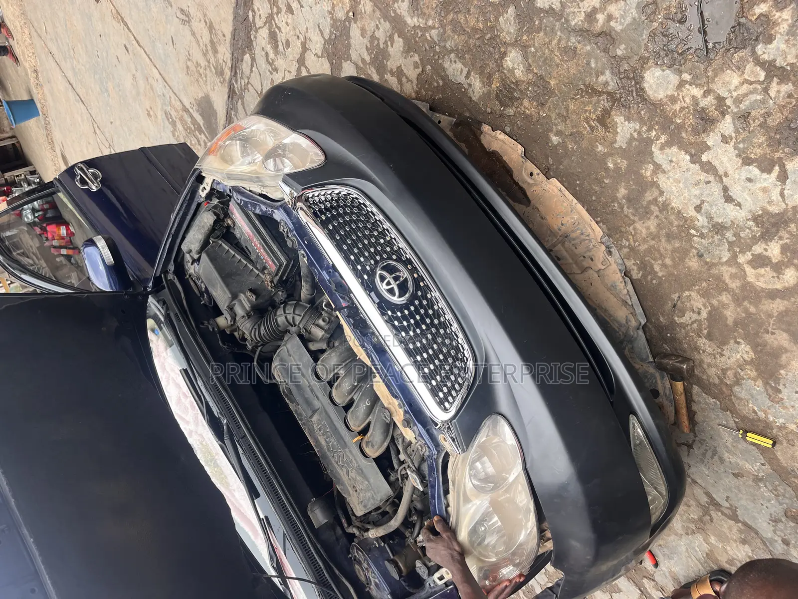 Toyota Corolla 2004 Front Bumper and Front Crystal Grille