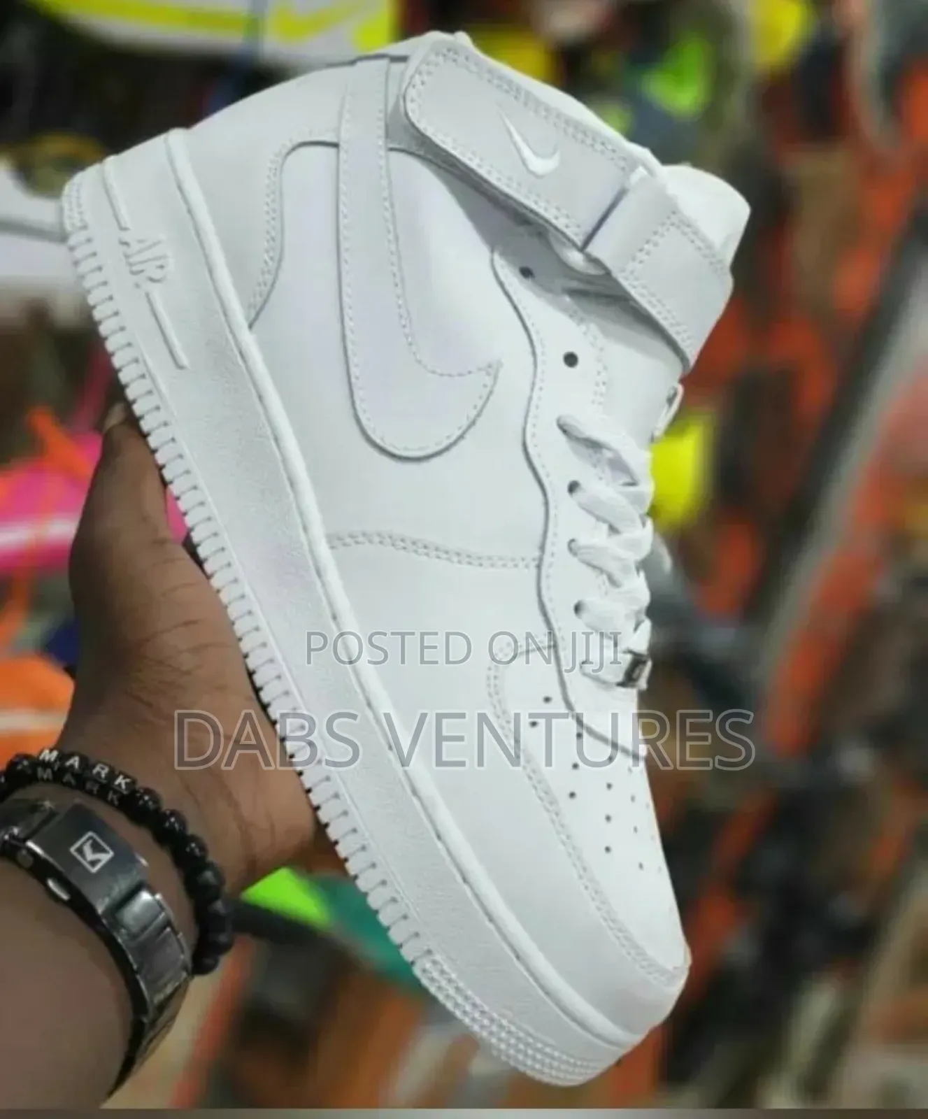 High Quality Reebok Sneakers