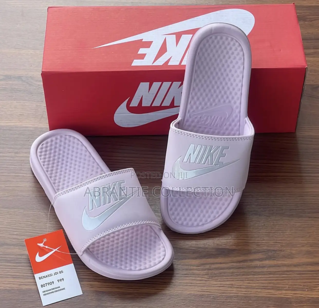 Nike Benassi Slides for Ladies