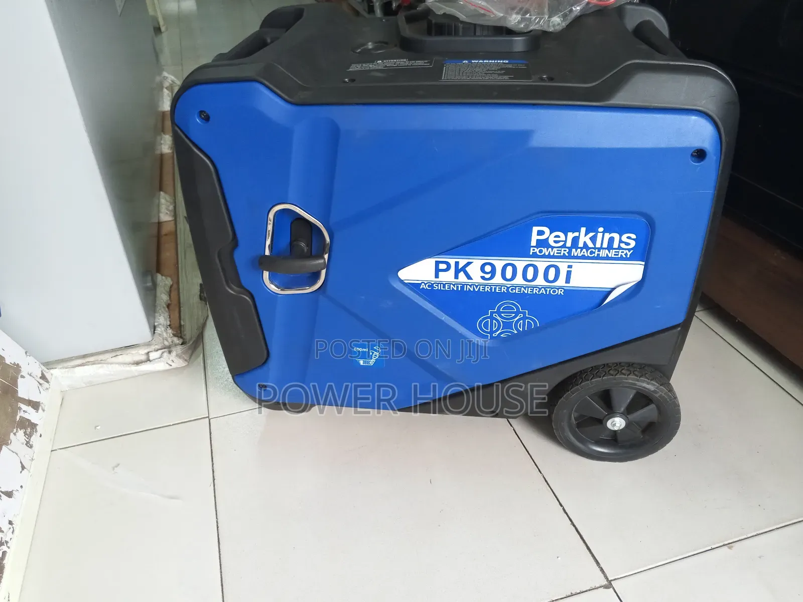 UK Made Perkins Geneset 8kva 1000W Silent Inverter Generator