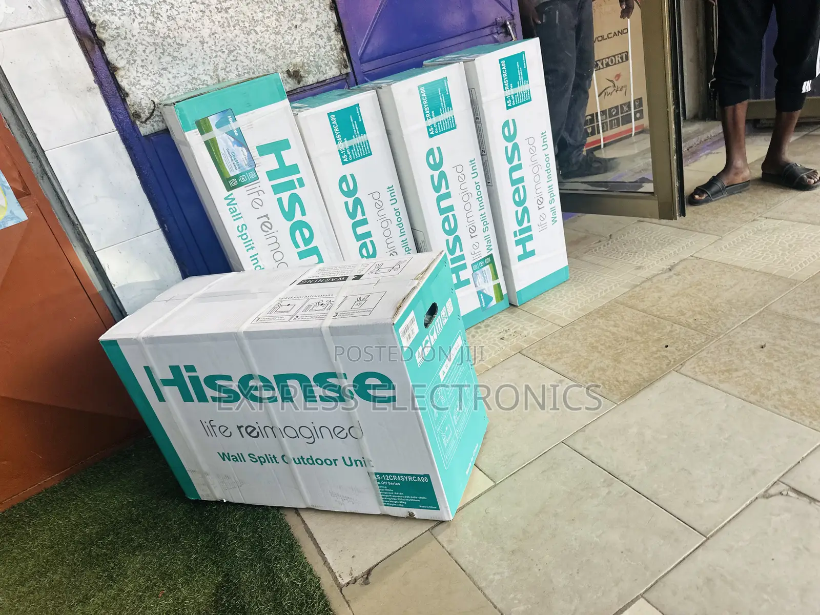 3 Ways Air Flow Split R410 Gas Hisense 1.5hp AC