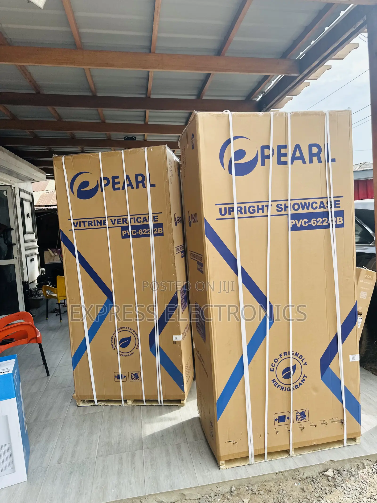 Adjustable Shelves Display Fridge Pearl PVC-622-2b