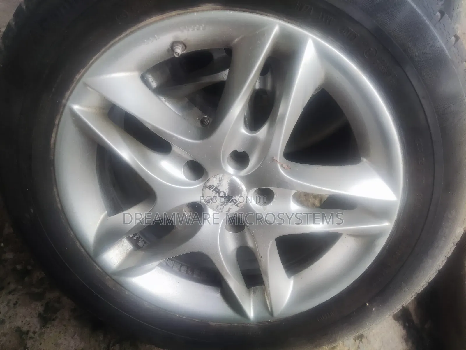 Ford 17" Alloy Rims Set With 235/55r17 Tyres
