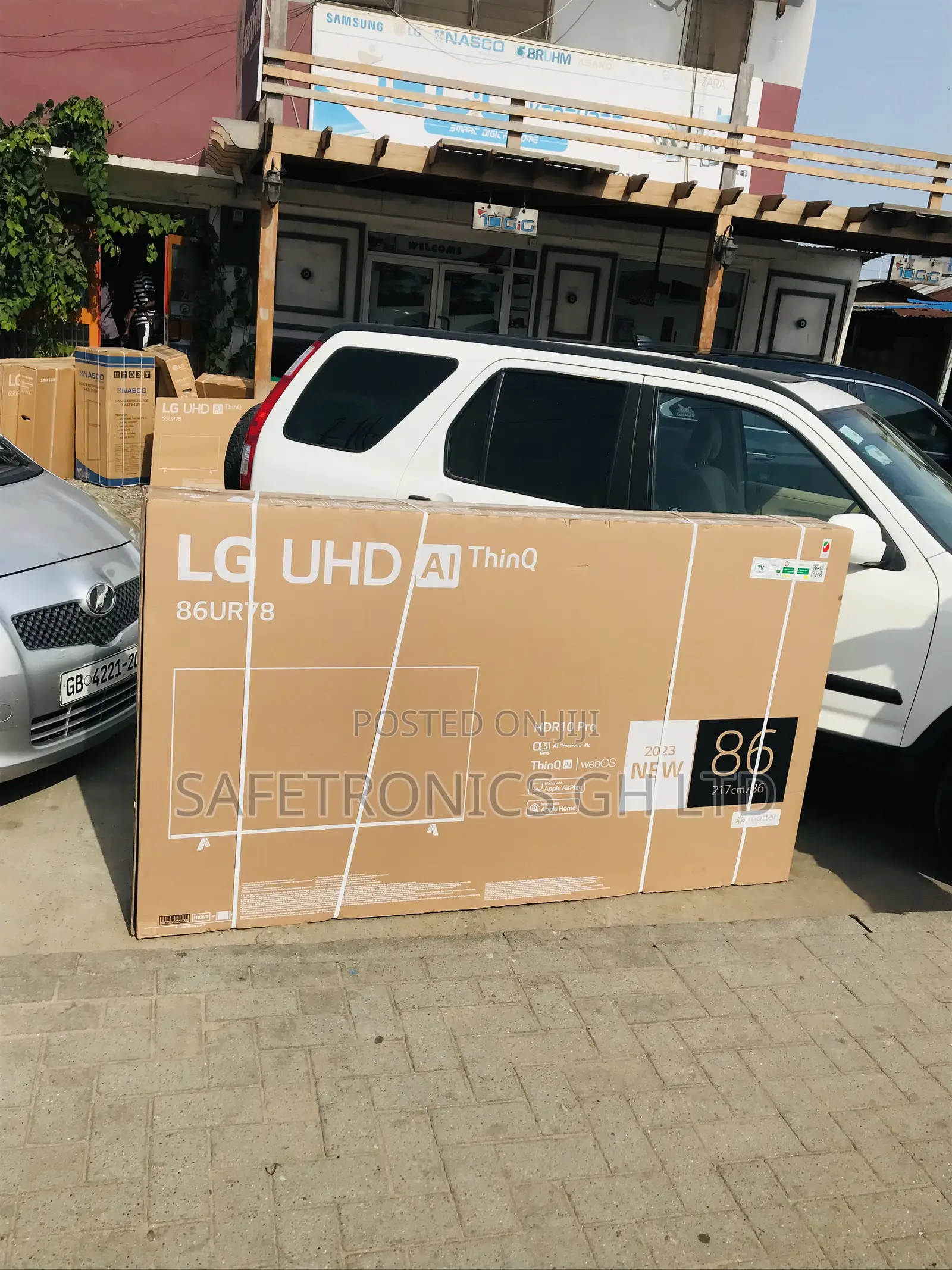 LG Smart Crystal 86 Inch Led UHD ~ 86UR7800 Tv <<>
