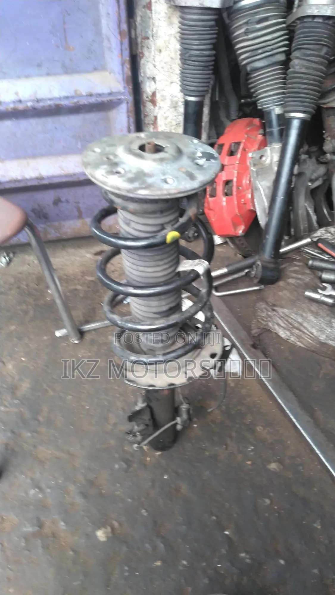Range Rover Evoque/ E Pace Front Shocks