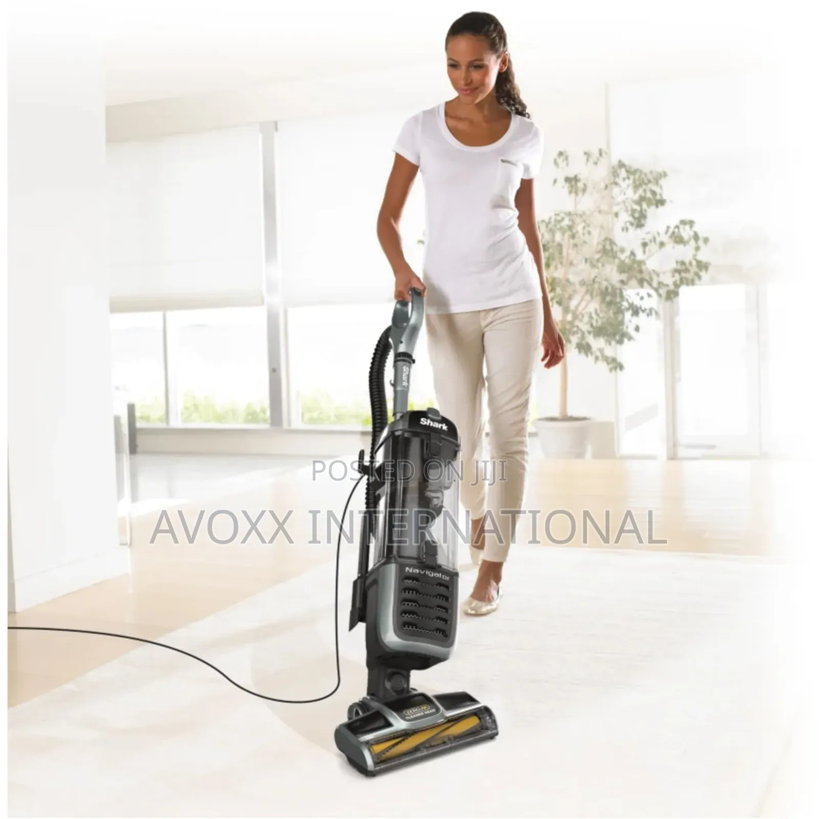 Shark ZU62 Navigator Zero-M Self-Cleaning Vacuum Cleaner