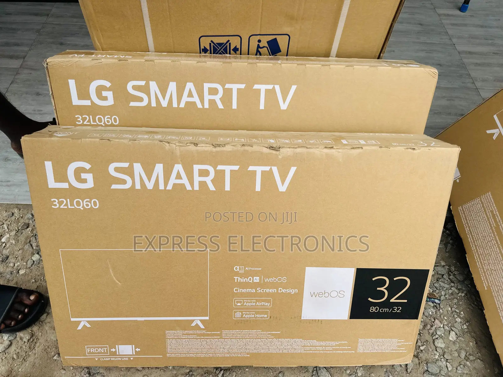 High Quality Sleek Smart 32”LQ60