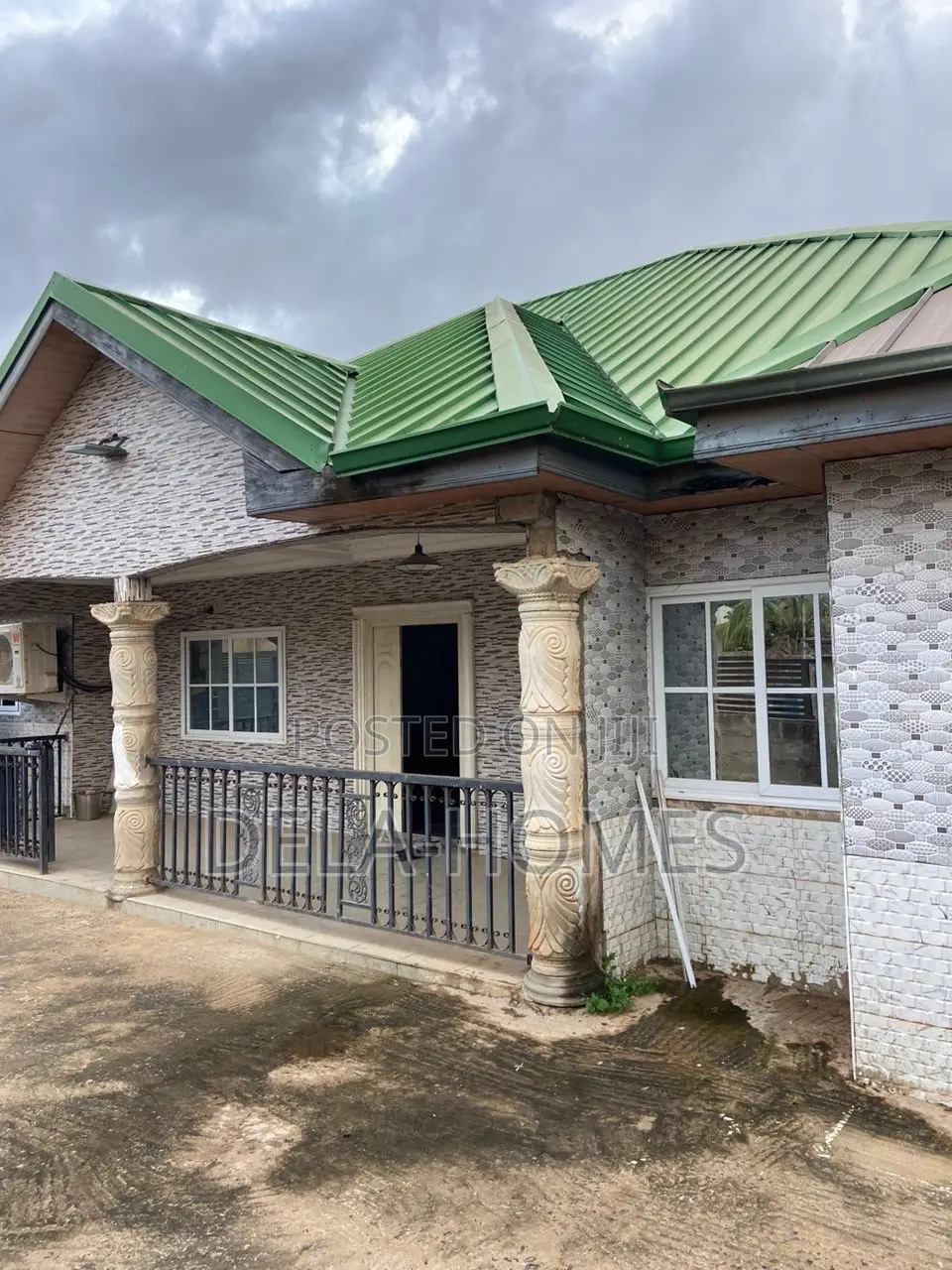 4bdrm Apartment in Newlegon Estate, Adenta for rent