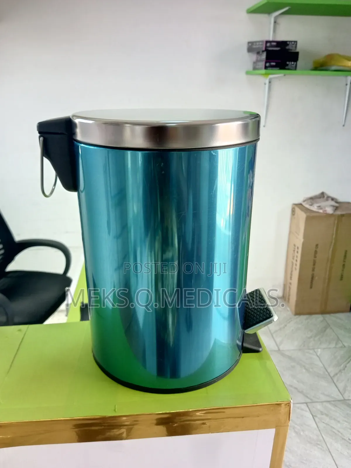 Pedal Dustbin 8ltrs