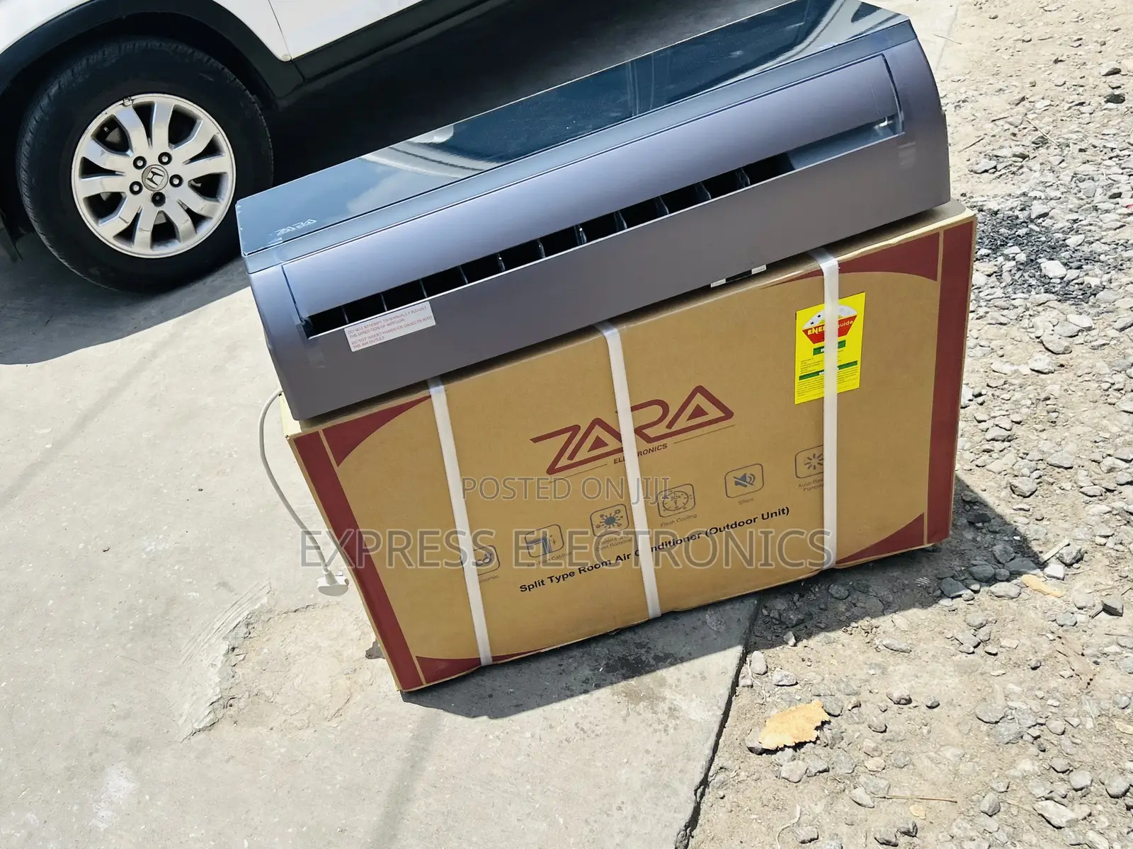 Get a Warrant for Zara Air Conditioner Split R410 Black