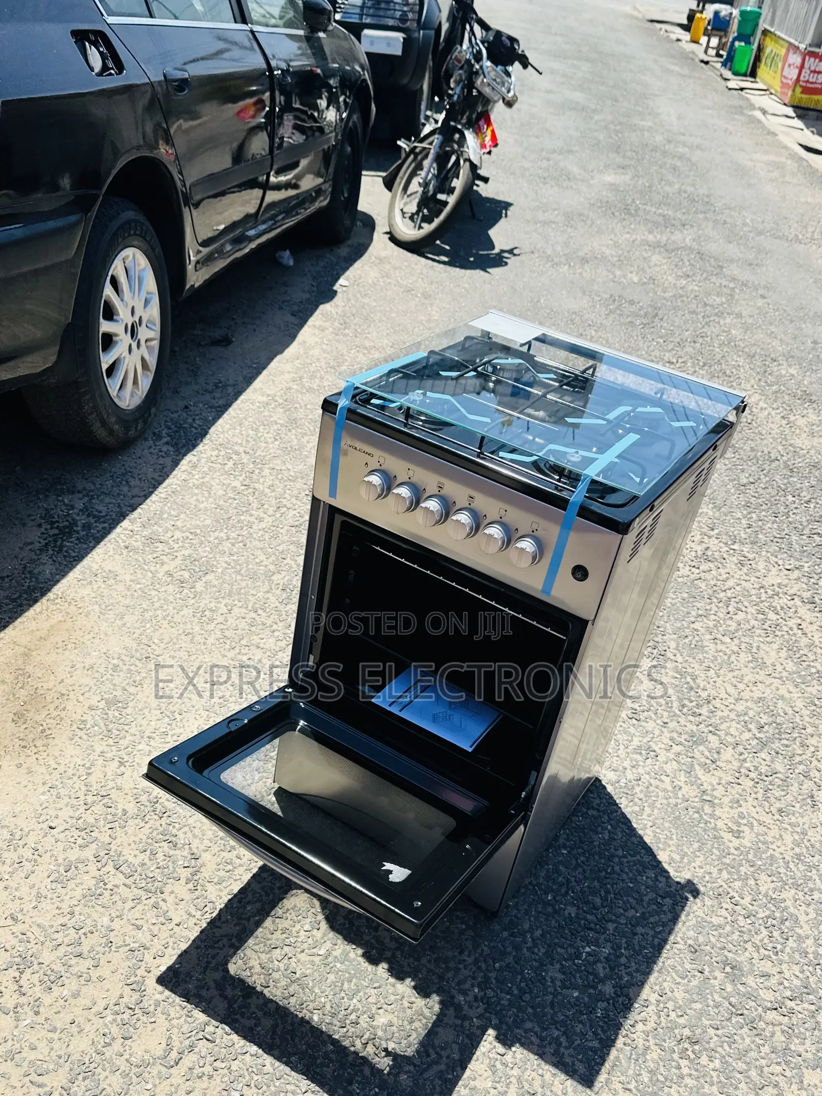 High Quality Sleek Grey Volcano 50/50 4burner Oven