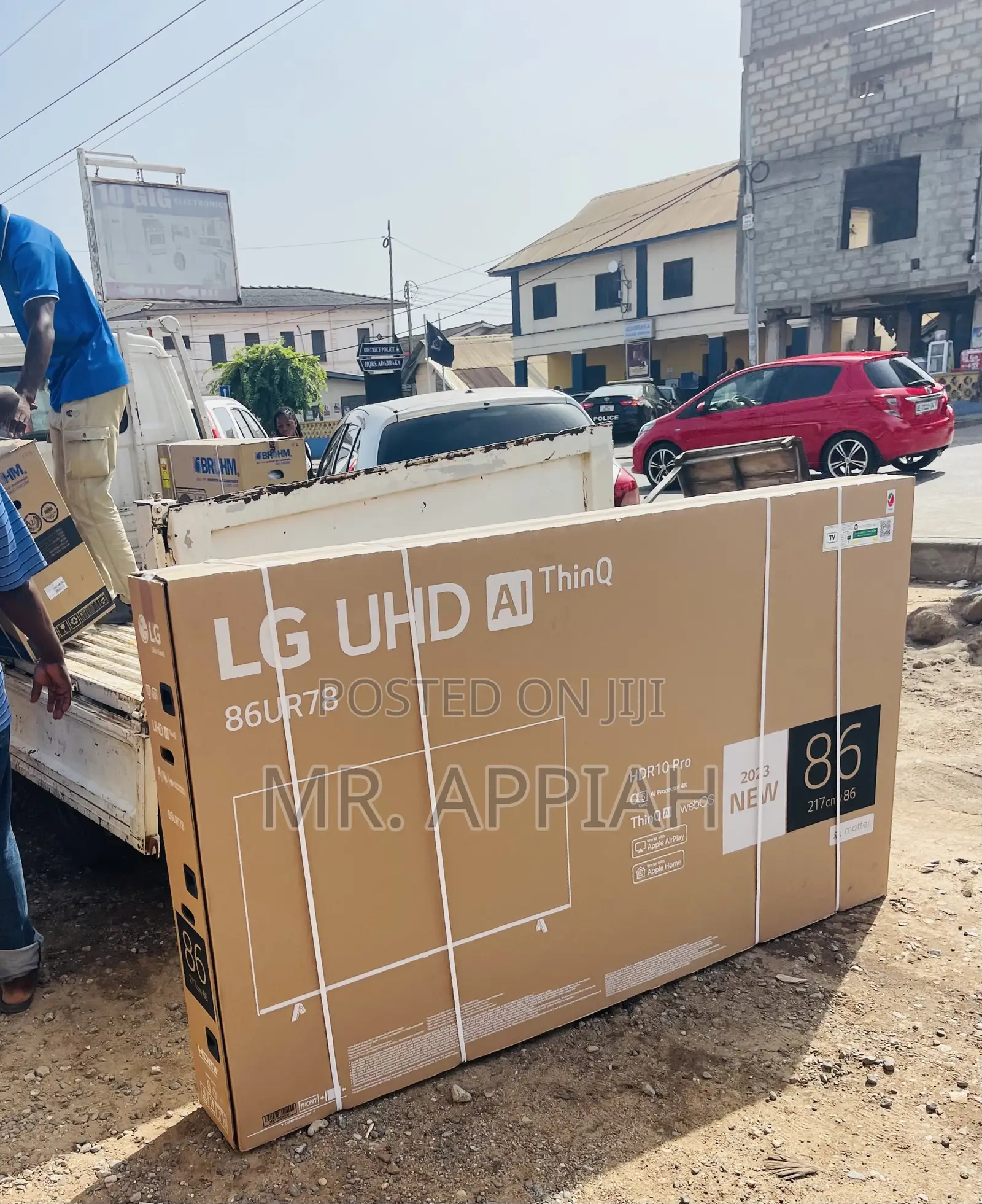 New Lg86ur7800 86 Inch Uhd Smart Electric Television.