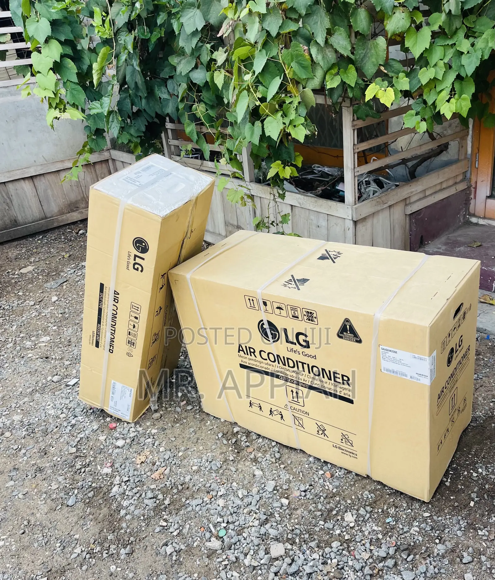 Super Chilling LG 2.5hp Dual Smart Inverter Ac.