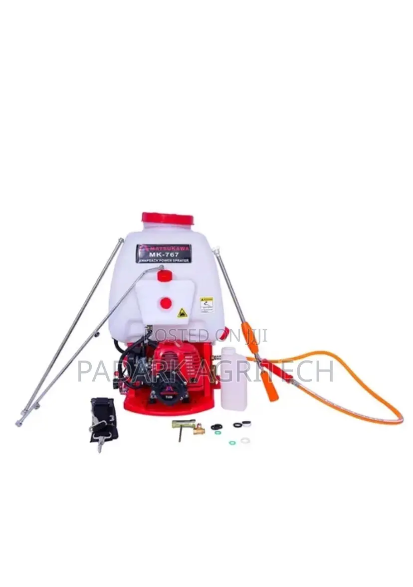High Pressure Sprayer With 3 Attachments