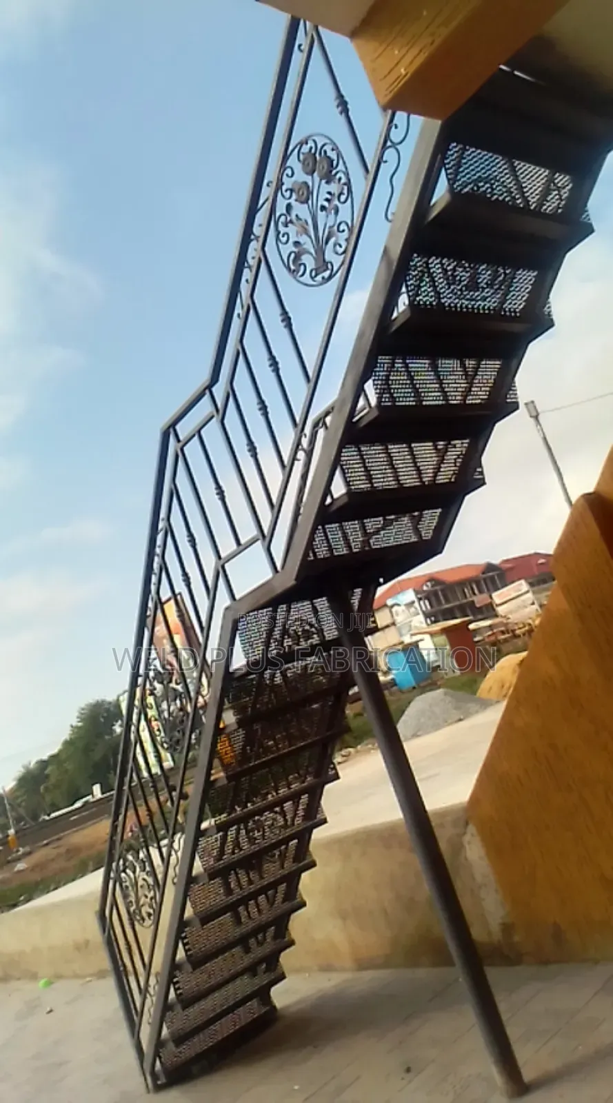 Fabricated Staircase for Homes and Offices