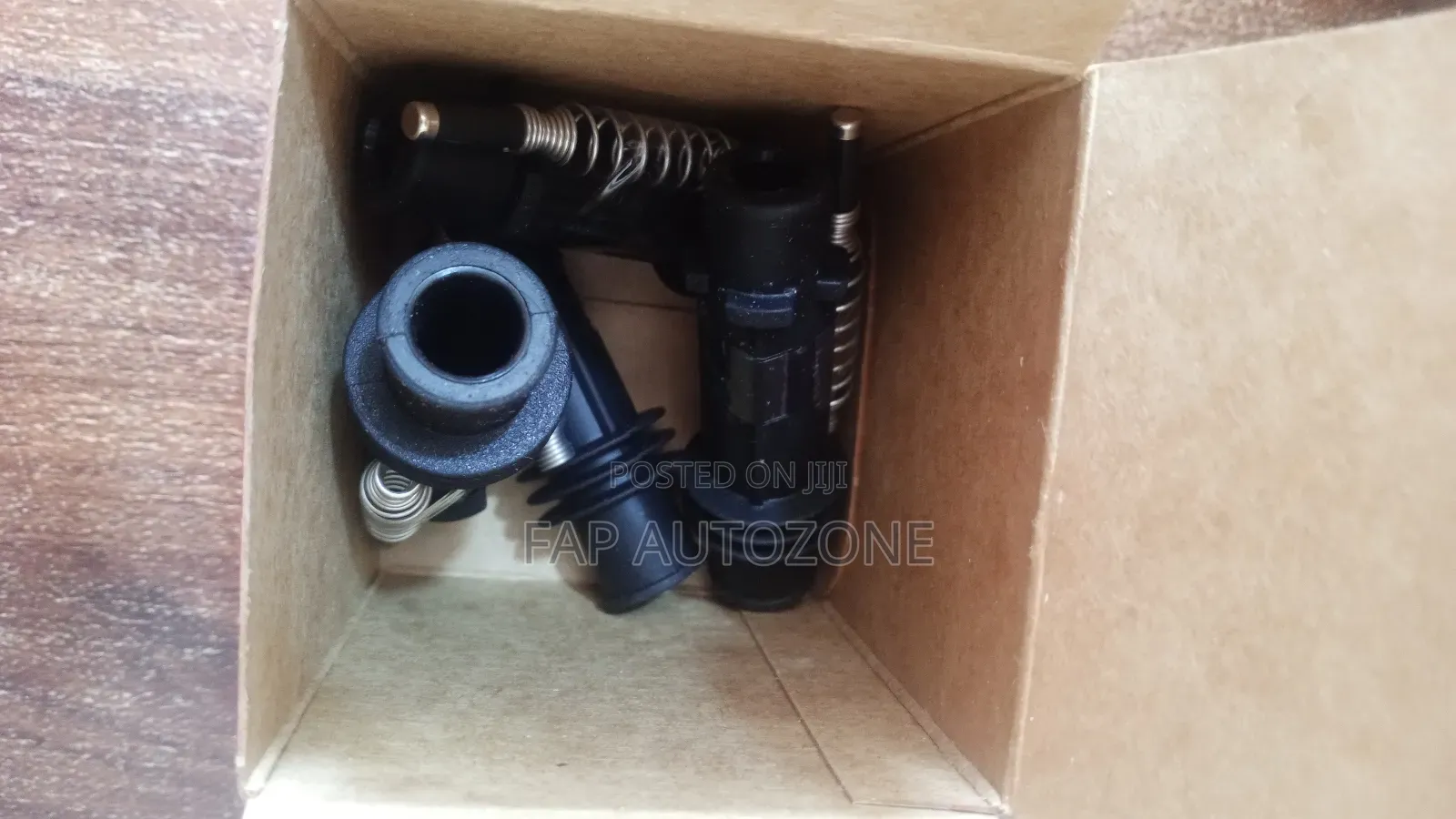 01222.Original Standard Coil Boot for Various Cars From Usa