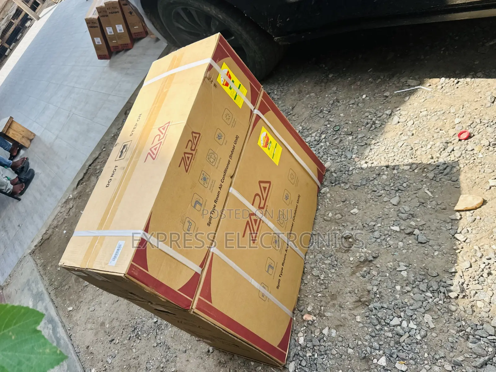 Available Now Black 2.0hp Split R410 Mirror 