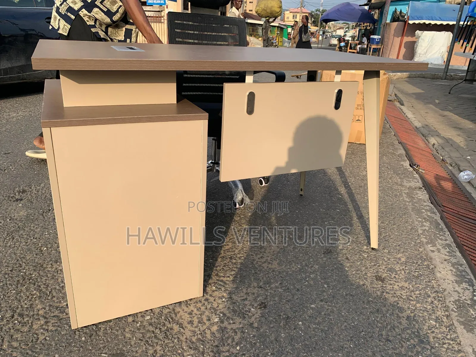 Office Table With Chair