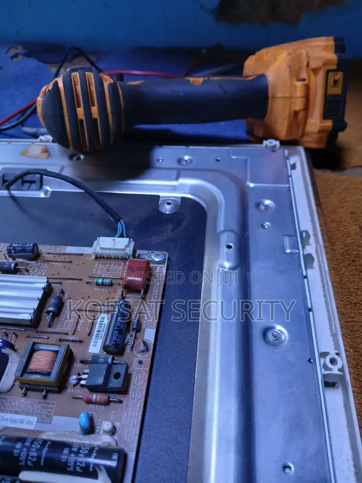 Smart Tv Repairs, CCTV and DSTV Installations