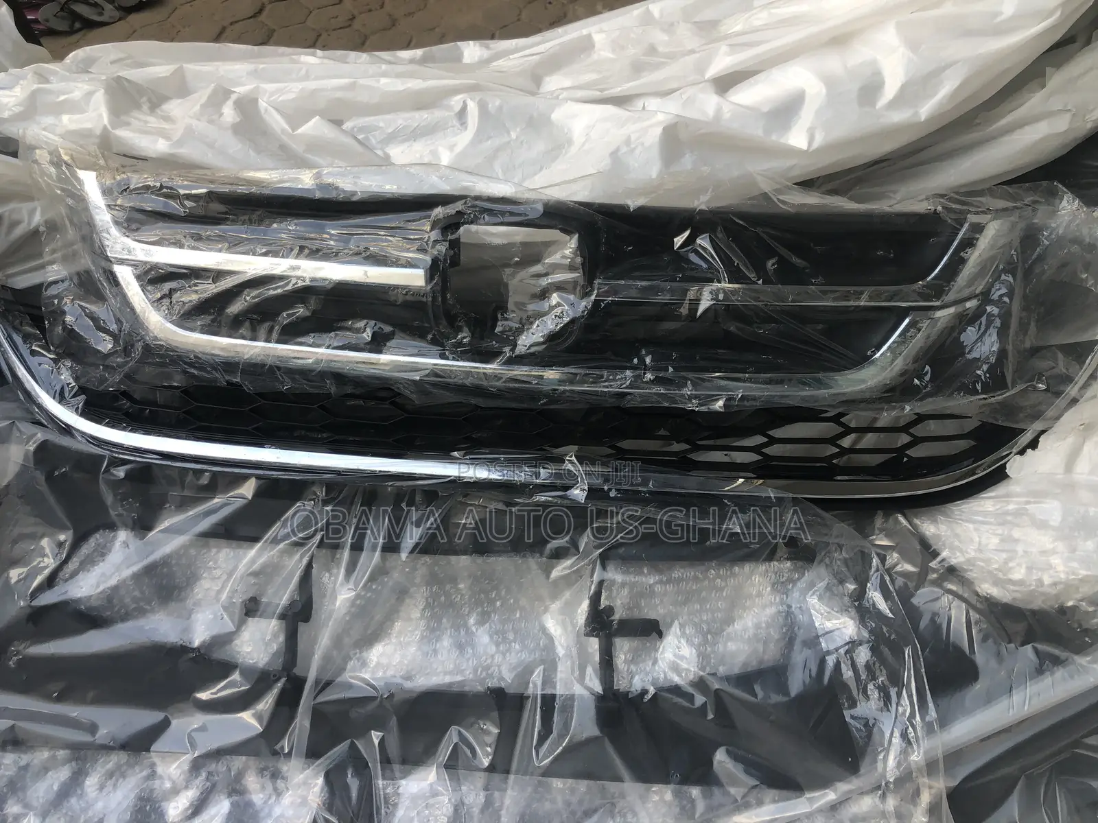 Honda CRV 2010 2011 Front Grill / Grille/Shells