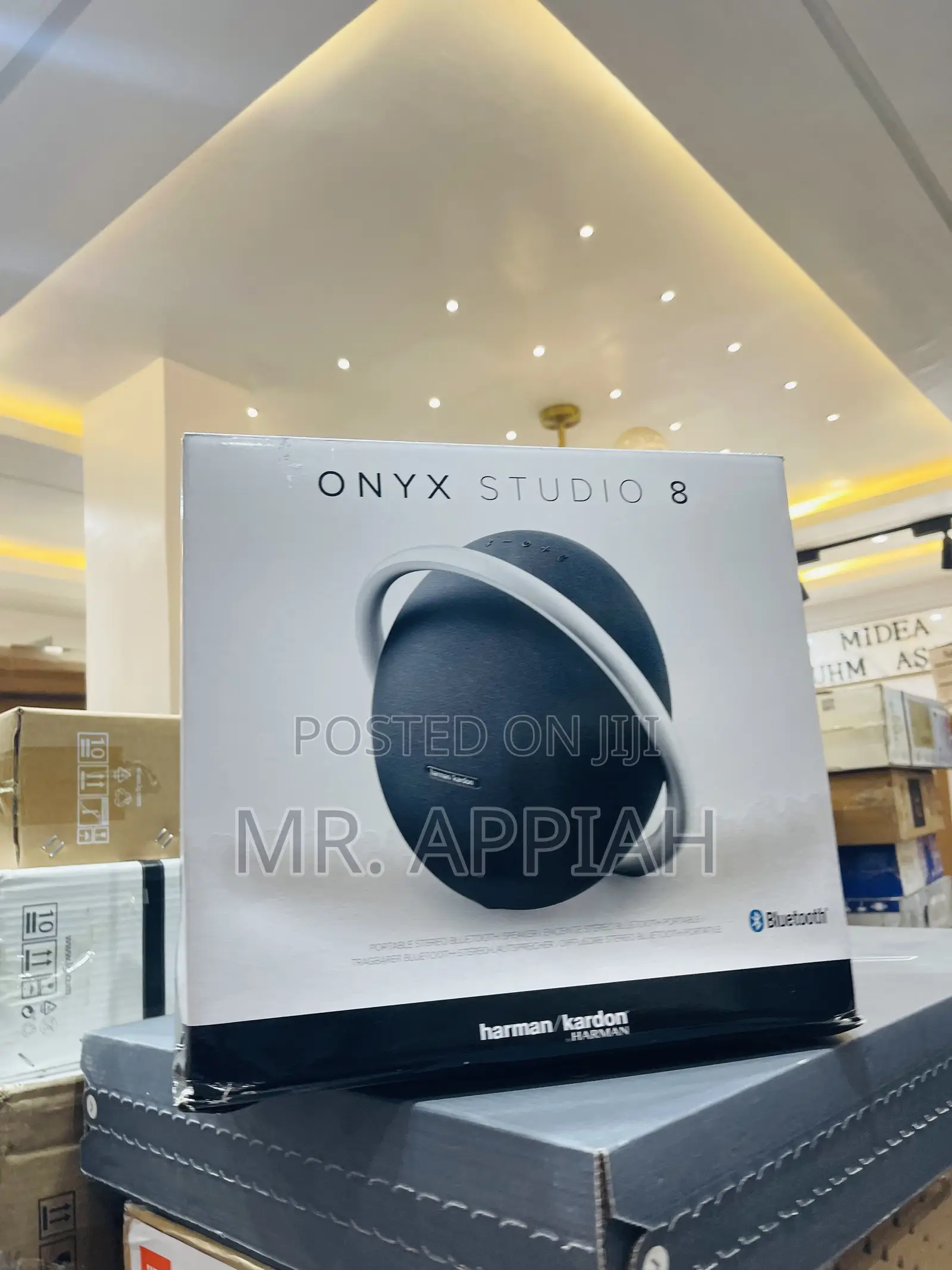Latest Onyx 8 Wireless Electric Portable Speaker.