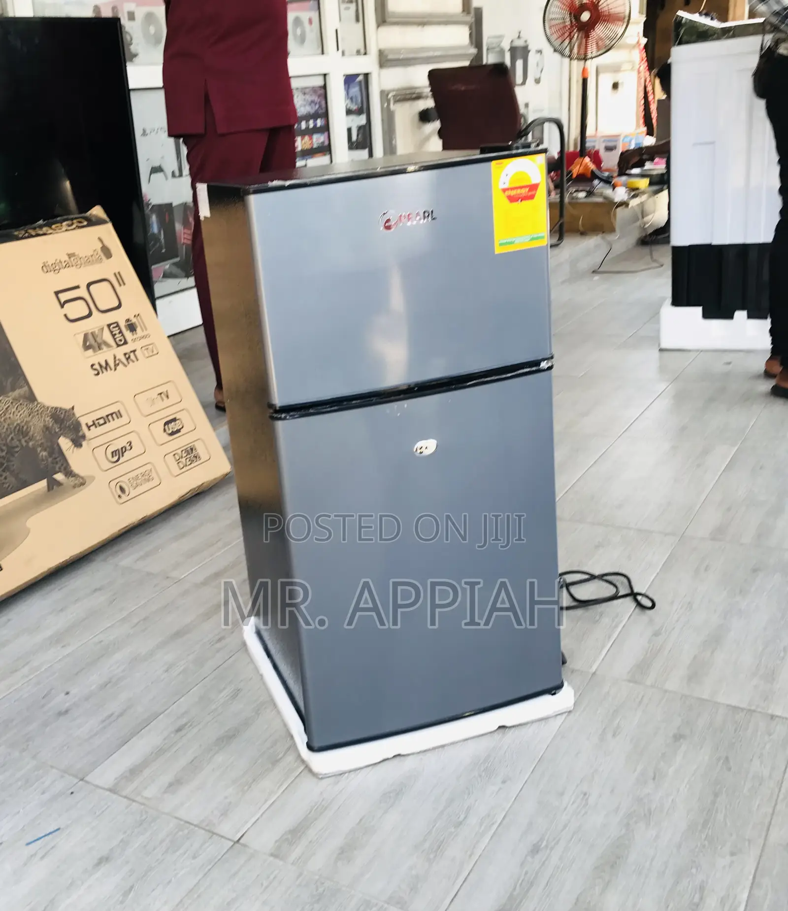 Energy Saving Pearl Pf-100lf-25y 2 Door Table Top Fridge.