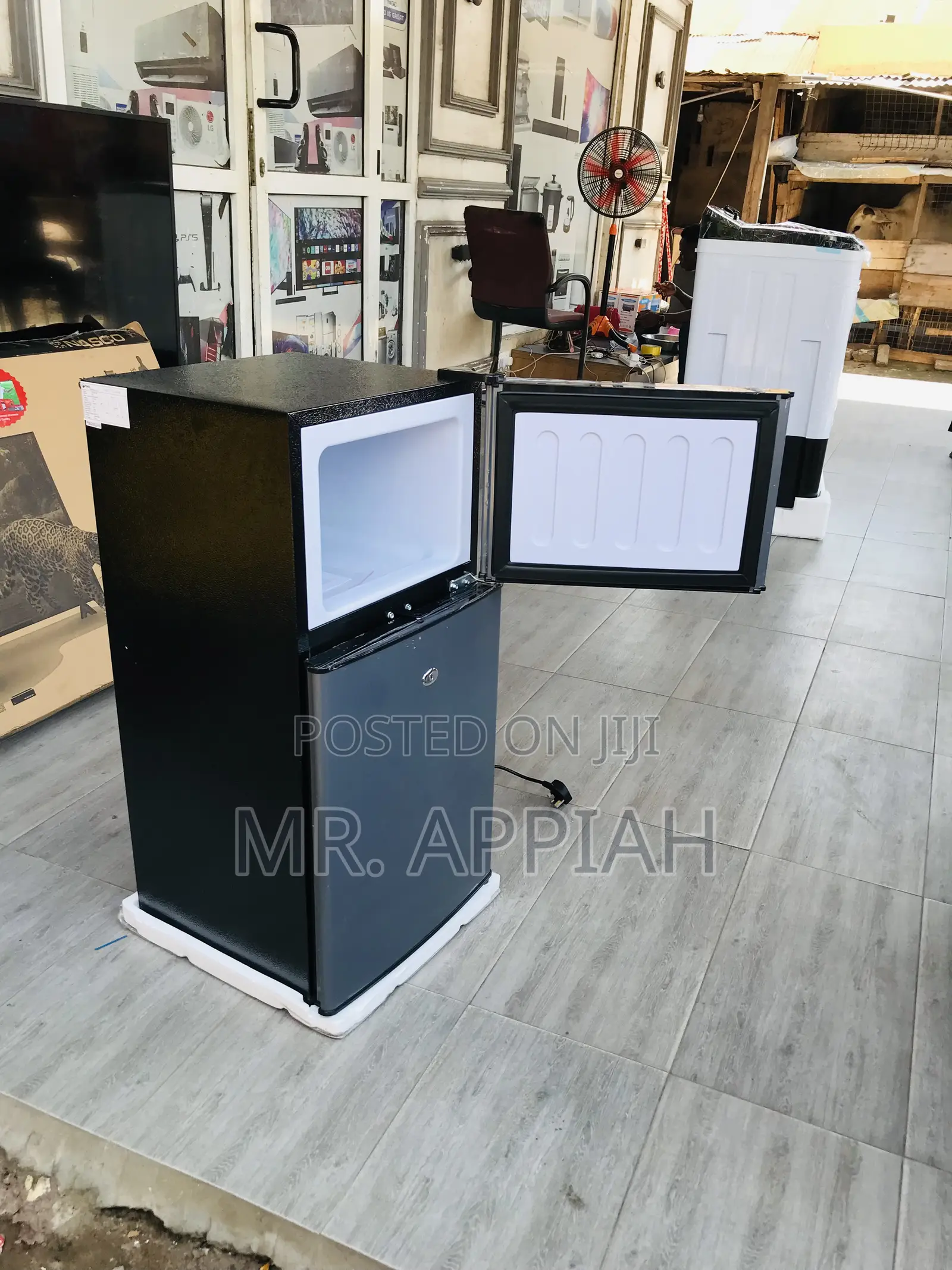Buy Affordable Pearl Pf-100lf-25y Table Top Electric Fridge