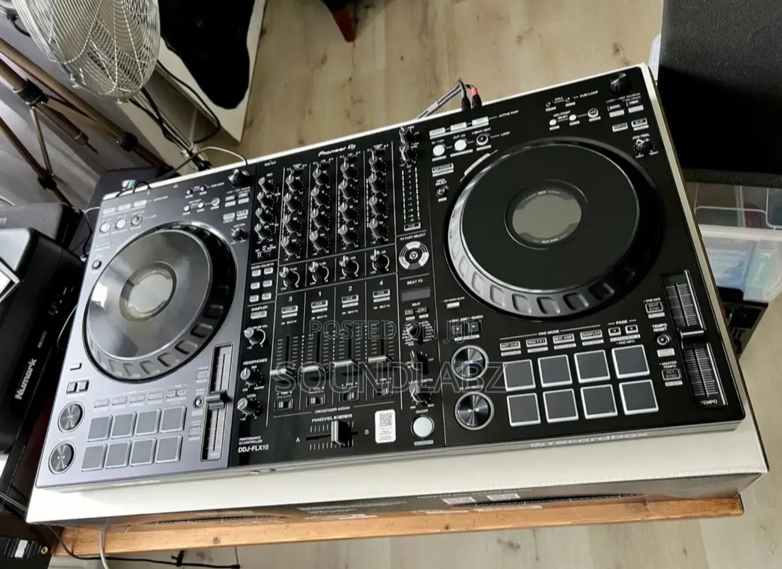 Pioneer DJ DDJ-REV7 2-Deck Serato DJ Controller