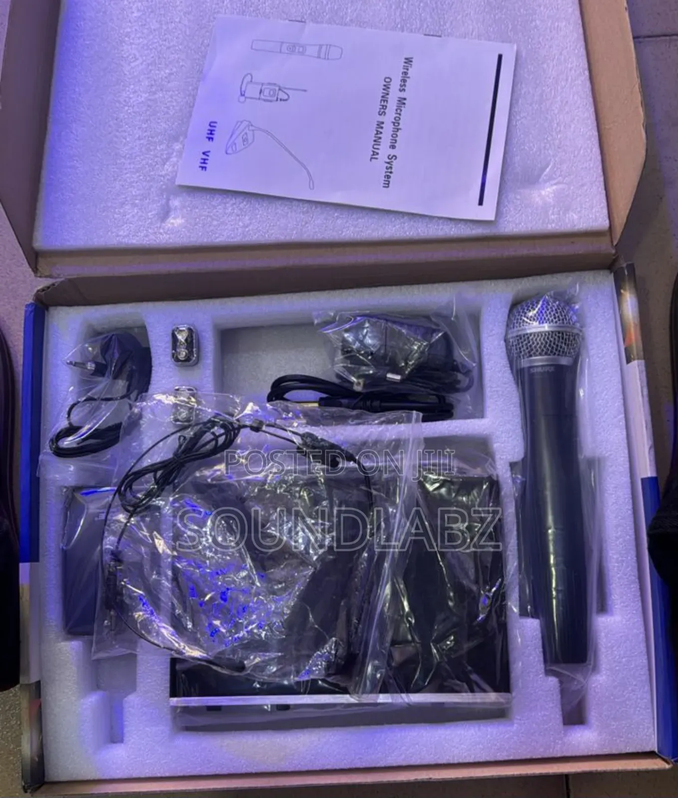 Shure v-3100 Hand, Lapel and Head Microphone