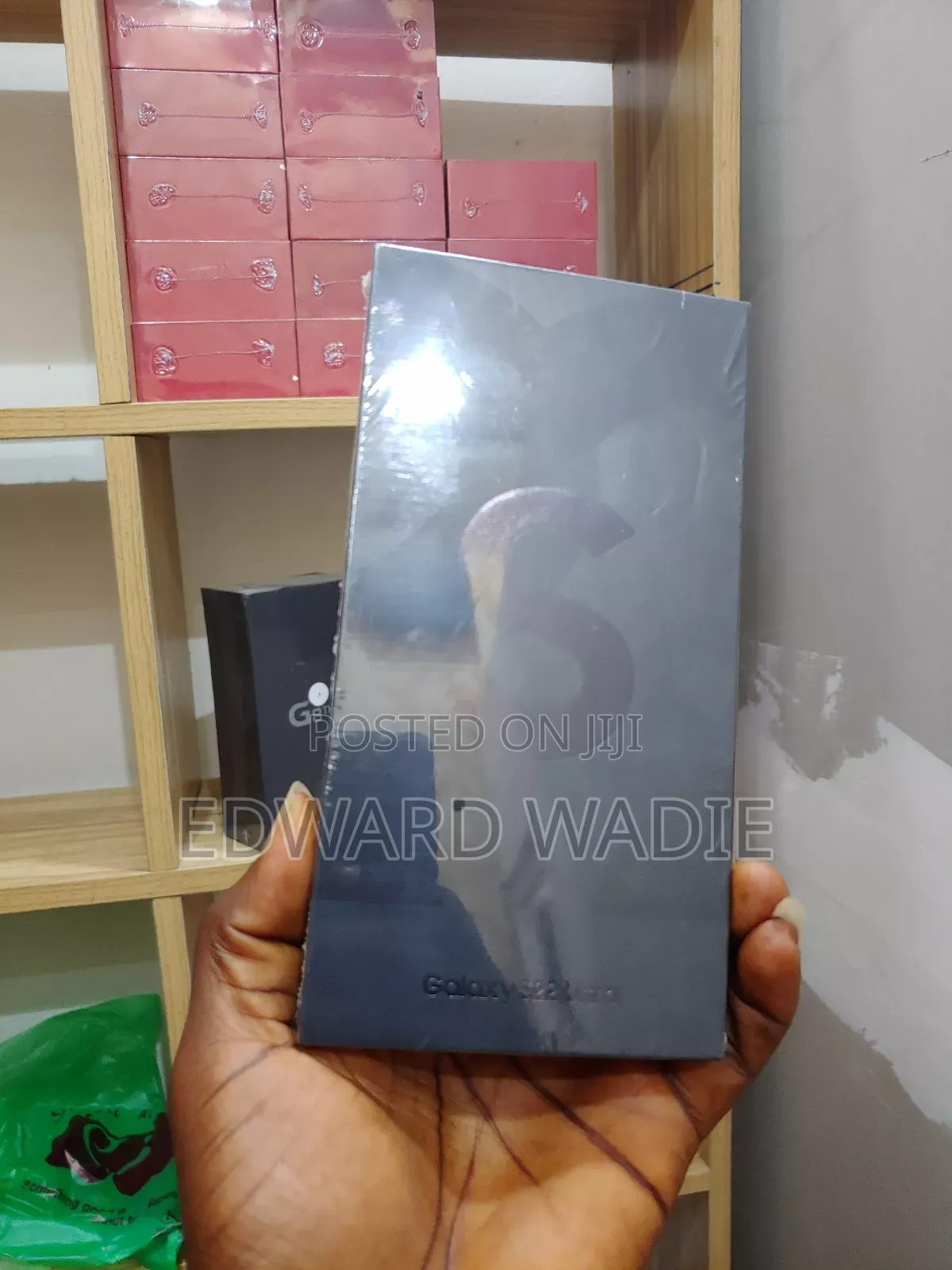 New Samsung Galaxy S22 Ultra 5G 128 GB Black