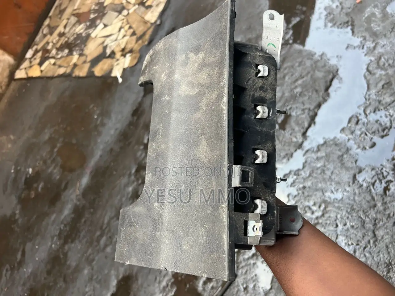 Toyota Rav4 2019 -2020 Knee Airbag