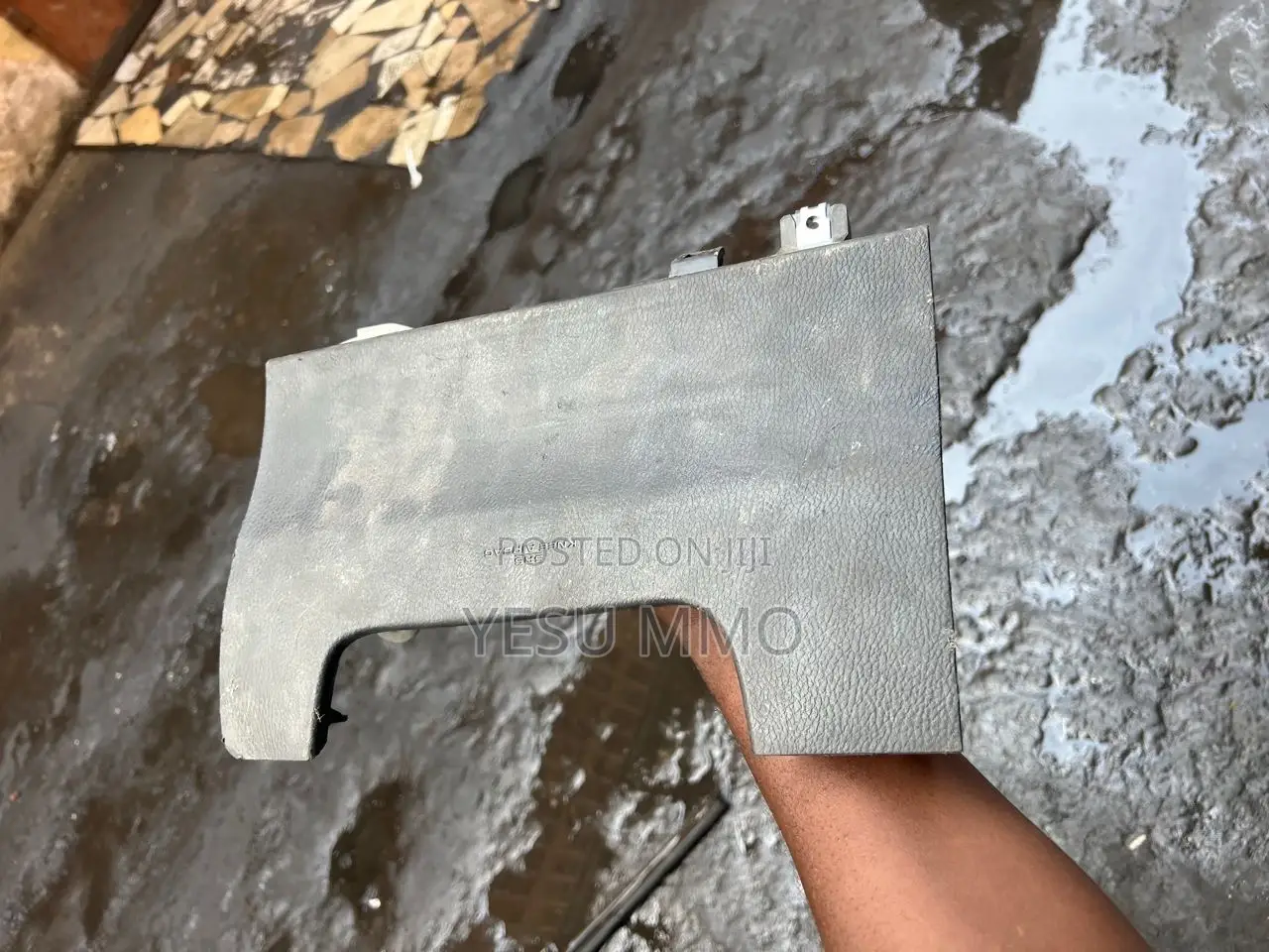 Toyota Rav4 2019 -2020 Knee Airbag