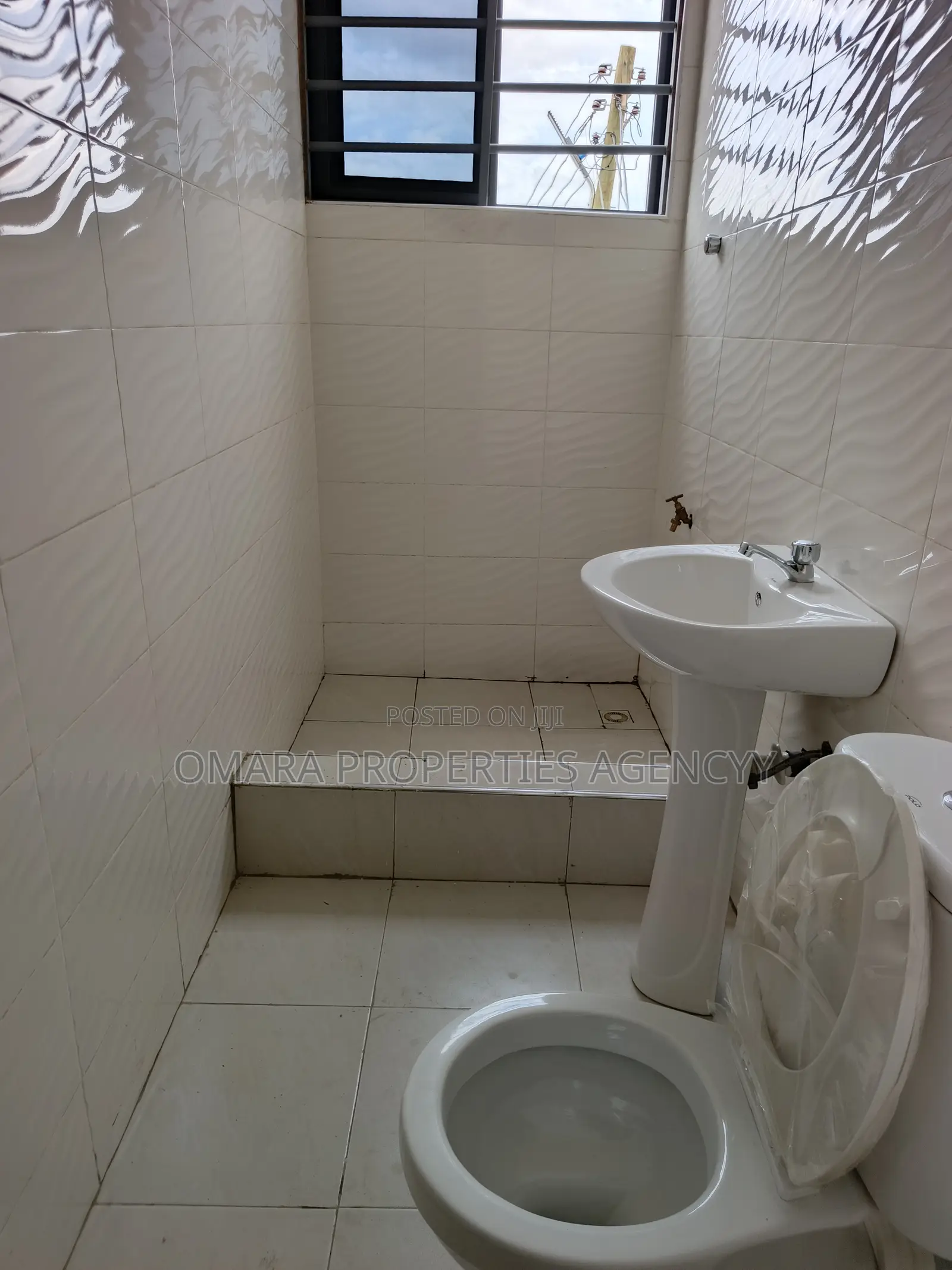 1bdrm Apartment in Haatso, Madina for rent