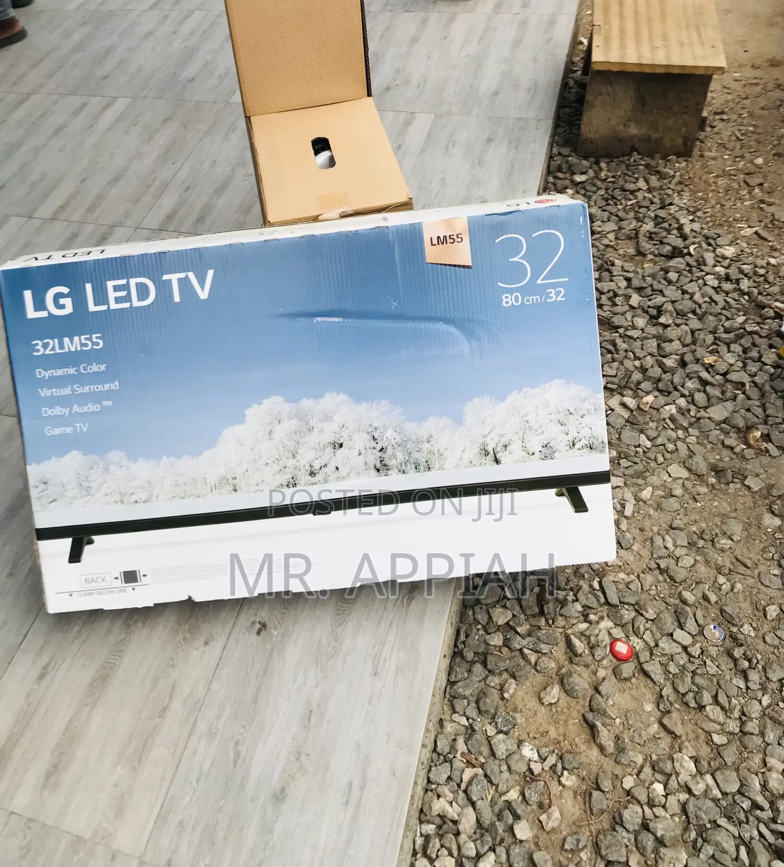 Unique Lg32lm55 32 Inch Smart Satellite Television.