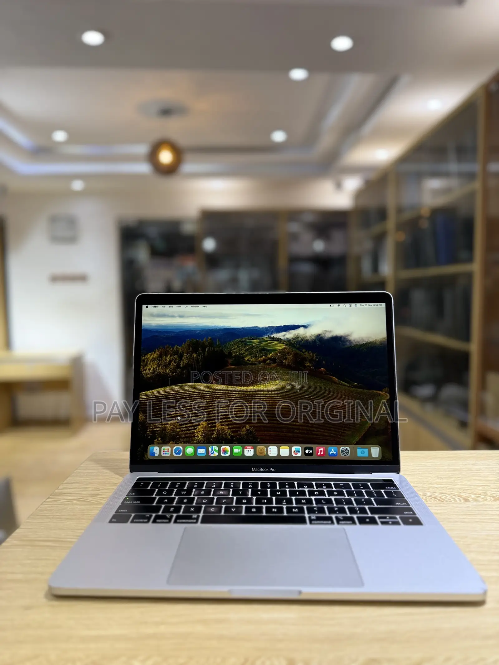 Laptop Apple MacBook Pro 2019 8GB Intel Core i5 SSD 256GB