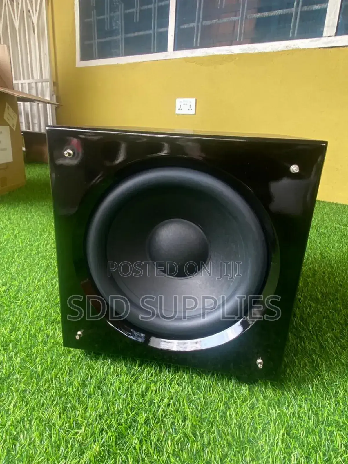 8inch 100 Watts Active Subwoofer Speaker With Piano Painting