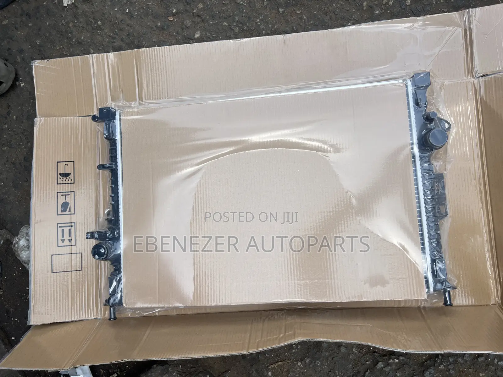 Ford Transit Radiator/Water Tank