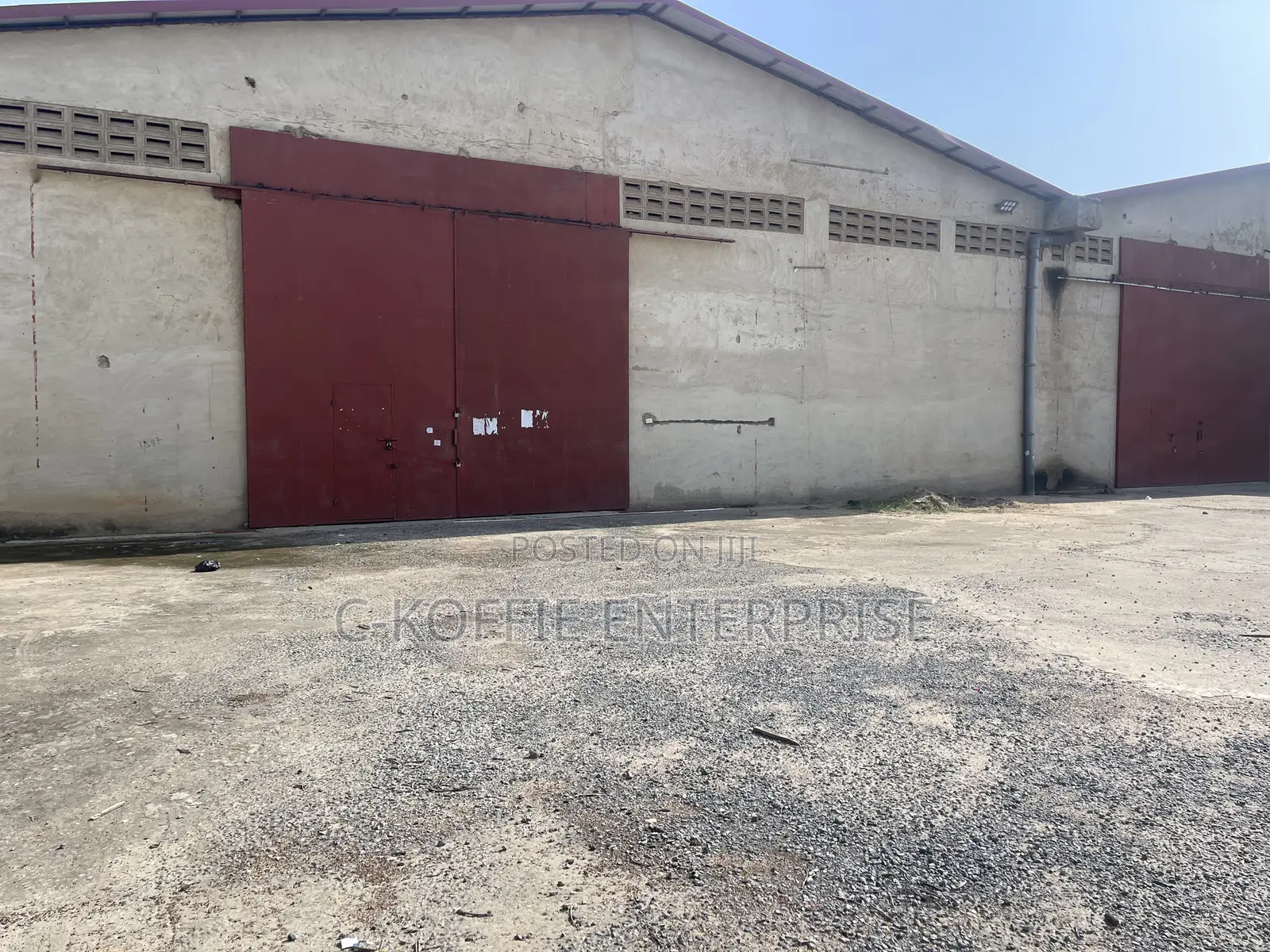 1500 SQM Warehouse + 2bedrooms for Sale Along Tema Motorway