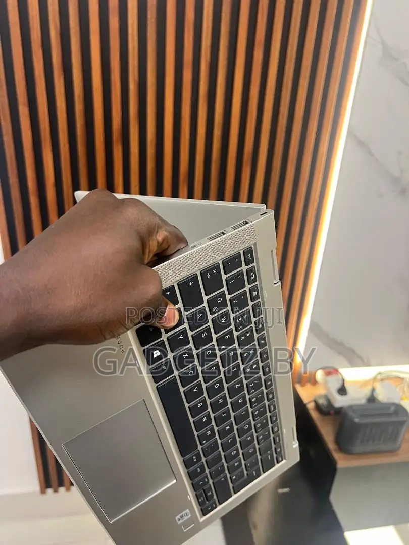 Laptop HP EliteBook X360 1030 G3 16GB Intel Core I5 SSD 256GB