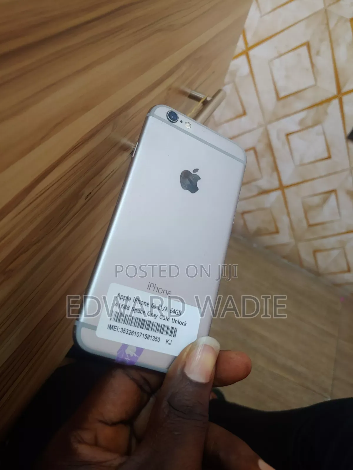 Apple iPhone 6s 64 GB Gray