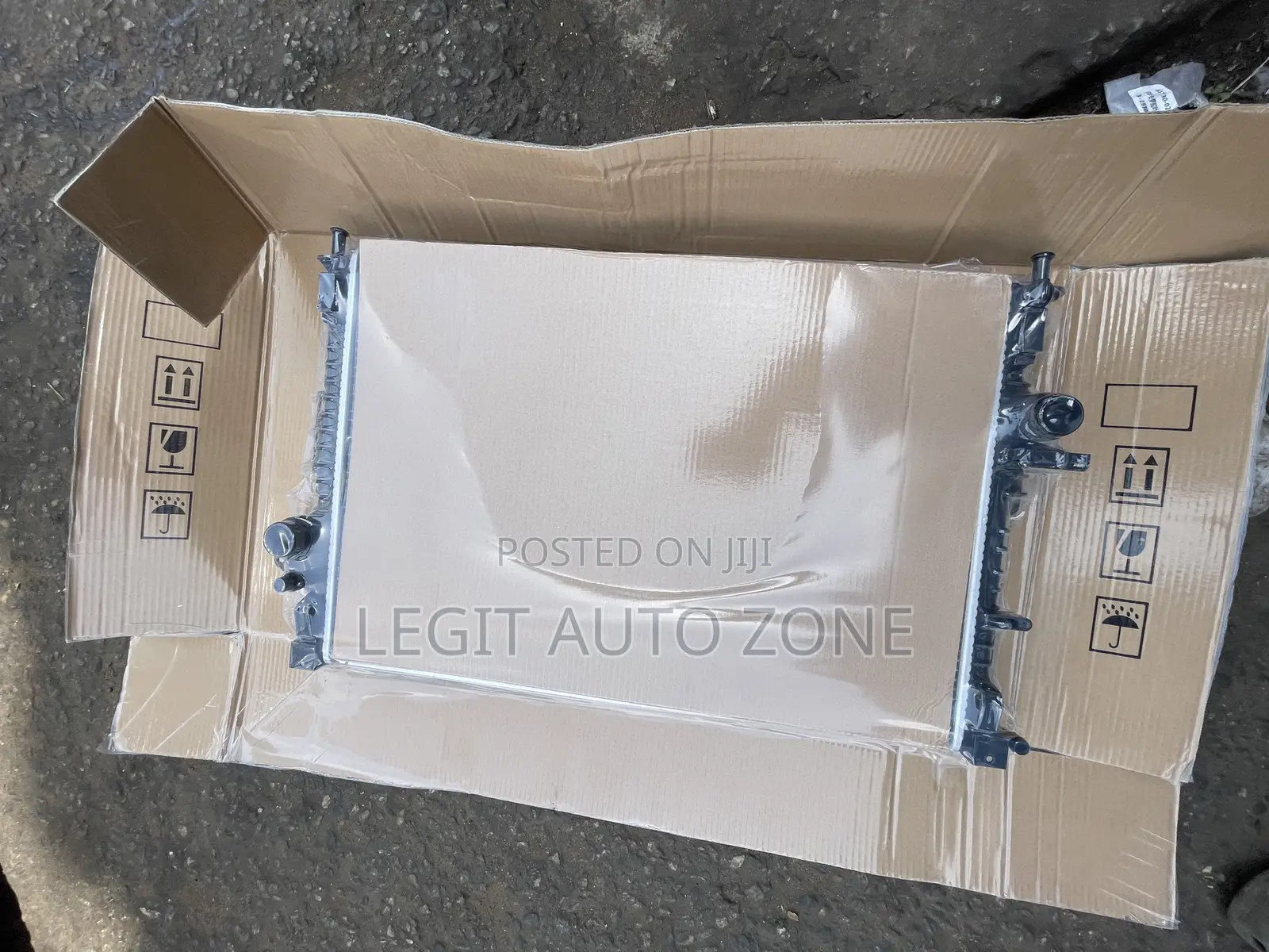 Ford Transit Radiator Tank / Water Tank